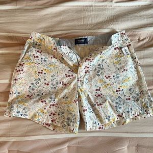 Old Navy shorts